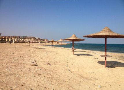 إستراحة للإيجار فى العين السخنة - عتاقة - السويس