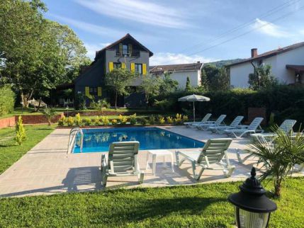 فيلا للإيجار فى صبنجة - صقاريا