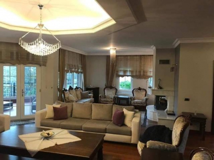 فيلا للإيجار فى بيوك جكمجة - إسطنبول