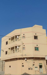 عمارة للإيجار فى سترة - الوسطى
