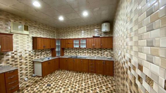 Villa For Rent In Al Ain - Abu Dhabi