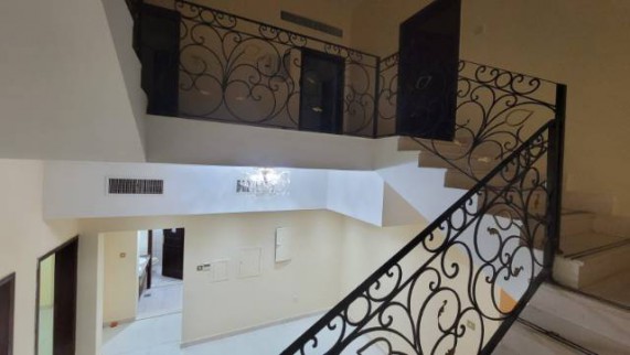 فيلا للإيجار