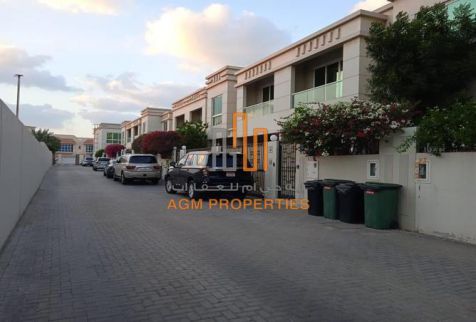 فيلا للإيجار