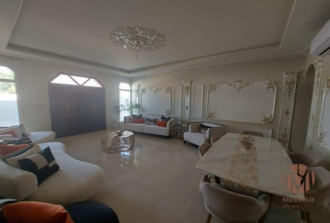 فيلا للإيجار