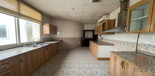 فيلا للإيجار