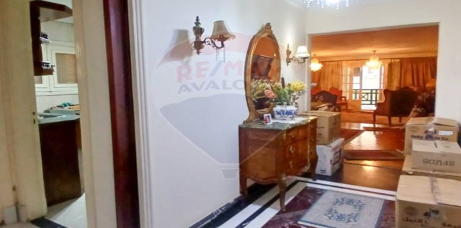 شقة للبيع فى رشدي - قسم سيدى جابر - الإسكندرية