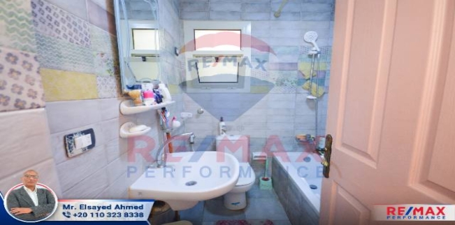 Apartment For Sale In Ganaklis - Qism El-Raml - Alexandria