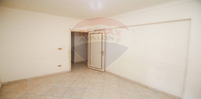 شقة للبيع فى ميامي - قسم المنتزه - الإسكندرية