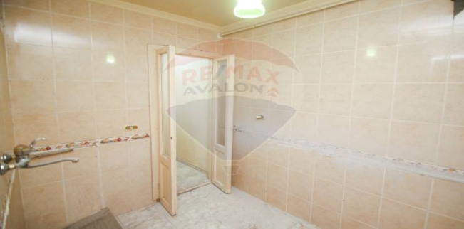 شقة للبيع فى ميامي - قسم المنتزه - الإسكندرية