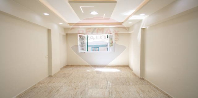 شقة للبيع فى ميامي - قسم المنتزه - الإسكندرية