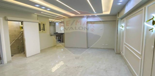شقة للبيع فى سابا باشا - قسم الرمل - الإسكندرية