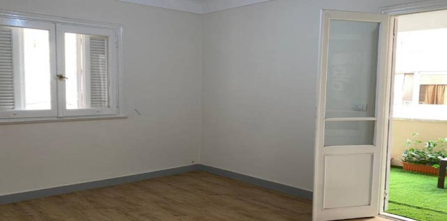 شقة للبيع فى زيزينيا - قسم الرمل - الإسكندرية