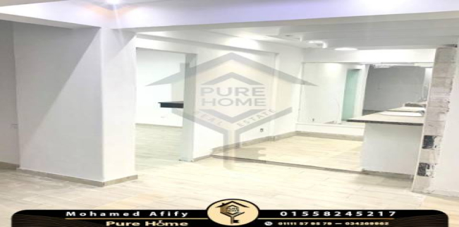 مكتب للبيع فى سان استيفانو - قسم الرمل - الإسكندرية