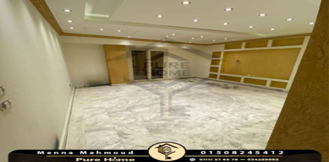 شقة للبيع فى محرم بك - قسم محرم بك - الإسكندرية