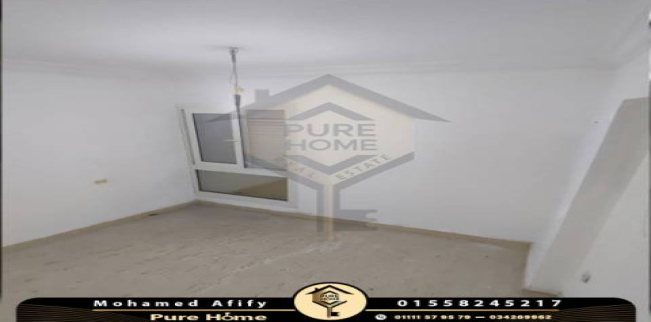 شقة للبيع فى زيزينيا - قسم الرمل - الإسكندرية