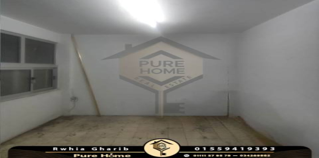 شقة للبيع فى زيزينيا - قسم الرمل - الإسكندرية