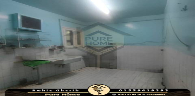 شقة للبيع فى زيزينيا - قسم الرمل - الإسكندرية