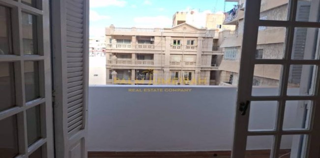 شقة للإيجار فى رشدي - قسم سيدى جابر - الإسكندرية