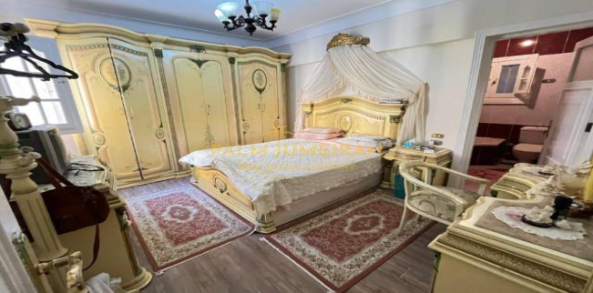 شقة للبيع فى ميامي - قسم المنتزه - الإسكندرية