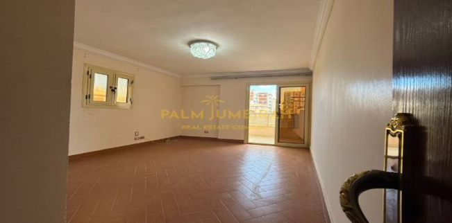 شقة للبيع فى ميامي - قسم المنتزه - الإسكندرية