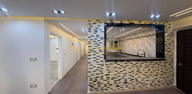 شقة للبيع فى ميامي - قسم المنتزه - الإسكندرية